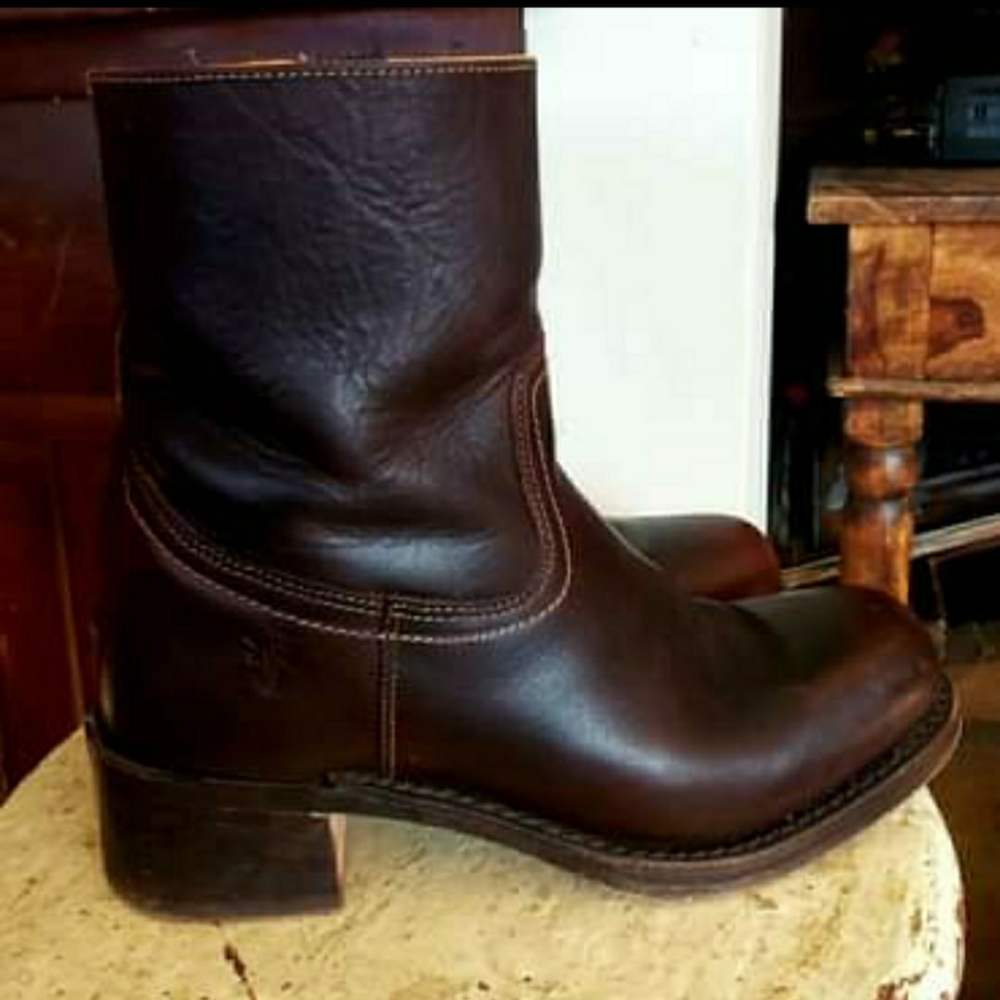 Fyre Women's 8.5 Boots